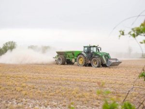El yeso agrícola y sus beneficios para el productor agropecuario